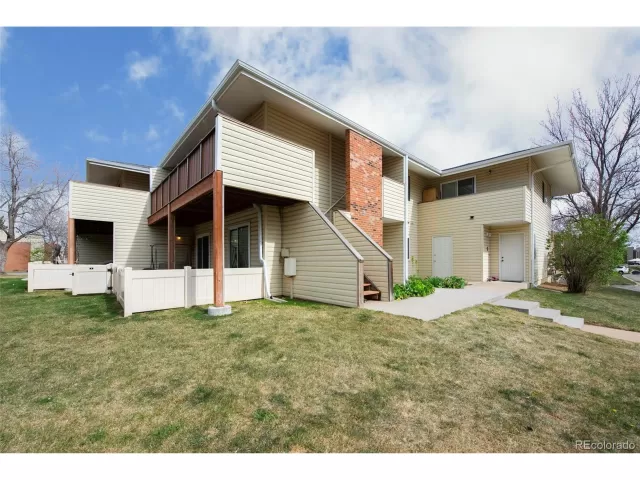 MLS: 9541857 Condo For Sale