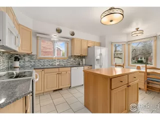 Photo #3: 954198 Listing