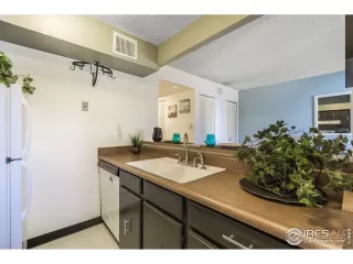 Photo #6: 954210 Listing