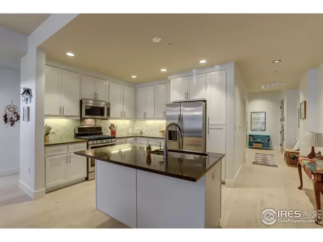 MLS: 954234 Condo For Sale