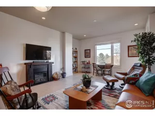 Photo #5: 954234 Listing