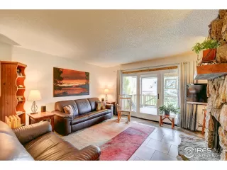 Photo #4: 954262 Listing