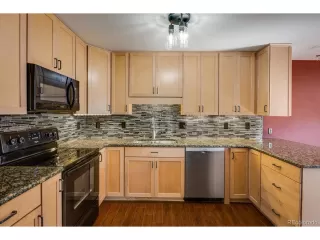 Photo #5: 9543602 Listing 