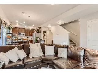 Photo #4: 954369 Listing 