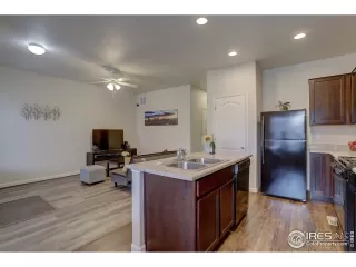 Photo #4: 954373 Listing 