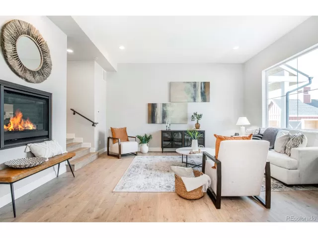 MLS: 9544865 Condo For Sale