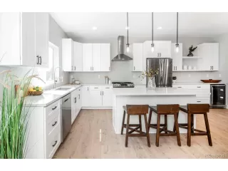 Photo #6: 9544865 Listing