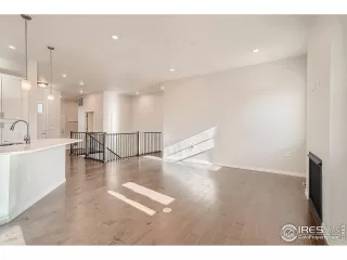 Photo #4: 954509 Listing 