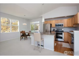 Photo #5: 954579 Listing