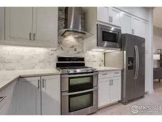 Photo #4: 954654 Listing