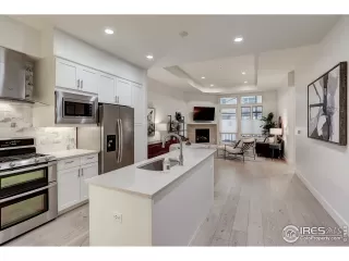 Photo #5: 954654 Listing