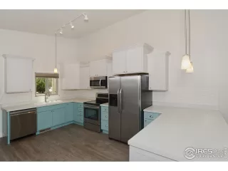 Photo #2: 954725 Listing