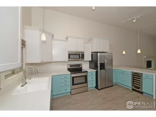 Photo #3: 954725 Listing