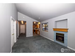 Photo #4: 954735 Listing