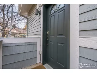 Photo #5: 954822 Listing