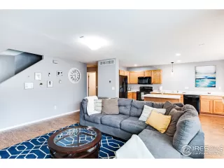 Photo #5: 954839 Listing