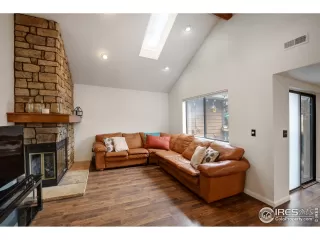 Photo #3: 954865 Listing 