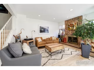 Photo #5: 954870 Listing 