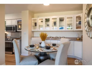 Photo #6: 954912 Listing