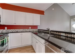 Photo #6: 954925 Listing 