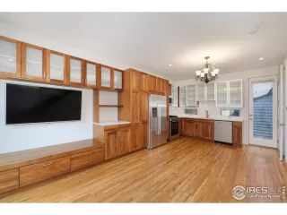 Photo #5: 954976 Listing 