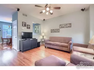 Photo #5: 954991 Listing