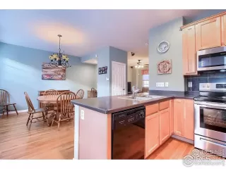 Photo #6: 954991 Listing