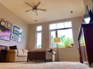 Photo #5: 955018 Listing 