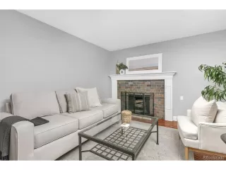 Photo #5: 9550984 Listing