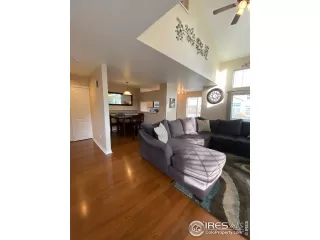 Photo #3: 955219 Listing