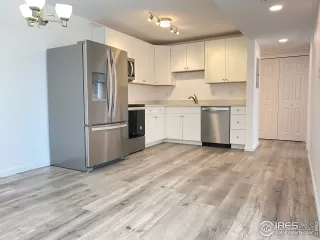 Photo #2: 955305 Listing 