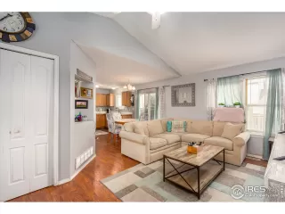 Photo #2: 955318 Listing 