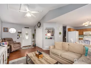 Photo #3: 955318 Listing 