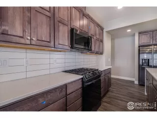 Photo #6: 955326 Listing