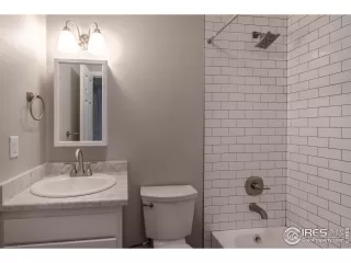 Photo #5: 955468 Listing 