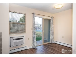 Photo #6: 955489 Listing