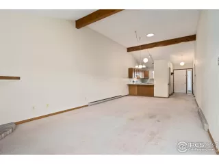 Photo #4: 955523 Listing