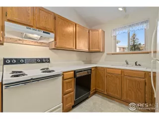 Photo #5: 955523 Listing