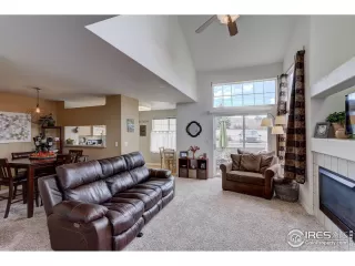 Photo #5: 955549 Listing