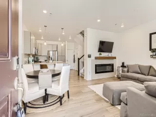 Photo #1: 9556169 Listing 