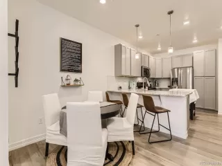 Photo #3: 9556169 Listing 