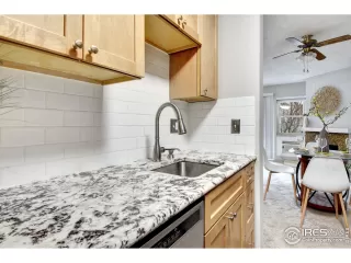 Photo #4: 955672 Listing 