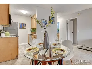 Photo #5: 955672 Listing 