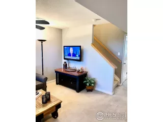 Photo #4: 955673 Listing