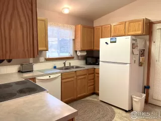 Photo #5: 955697 Listing