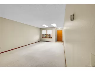 Photo #5: 9557065 Listing 