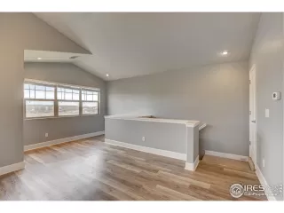 Photo #5: 955761 Listing