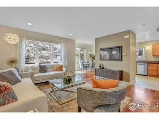 Photo #3: 955822 Listing