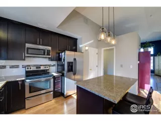 Photo #5: 955826 Listing