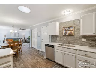 Photo #4: 955829 Listing 